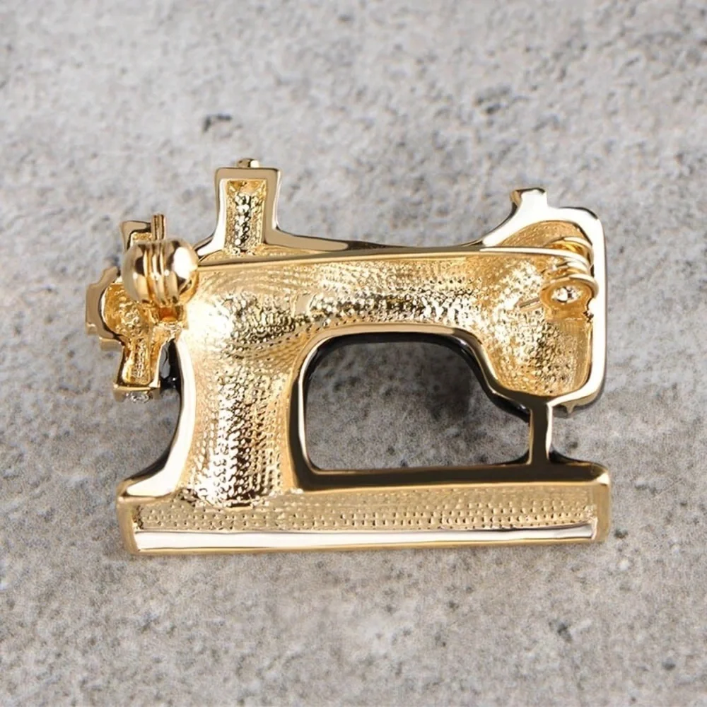 VQ Sewing Machine Brooch